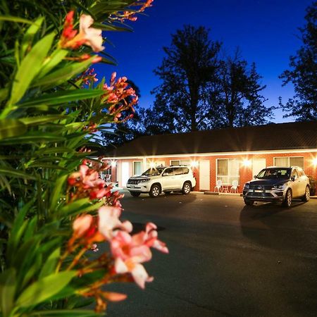 Akuna Motor Inn And Apartments Dubbo Exterior foto