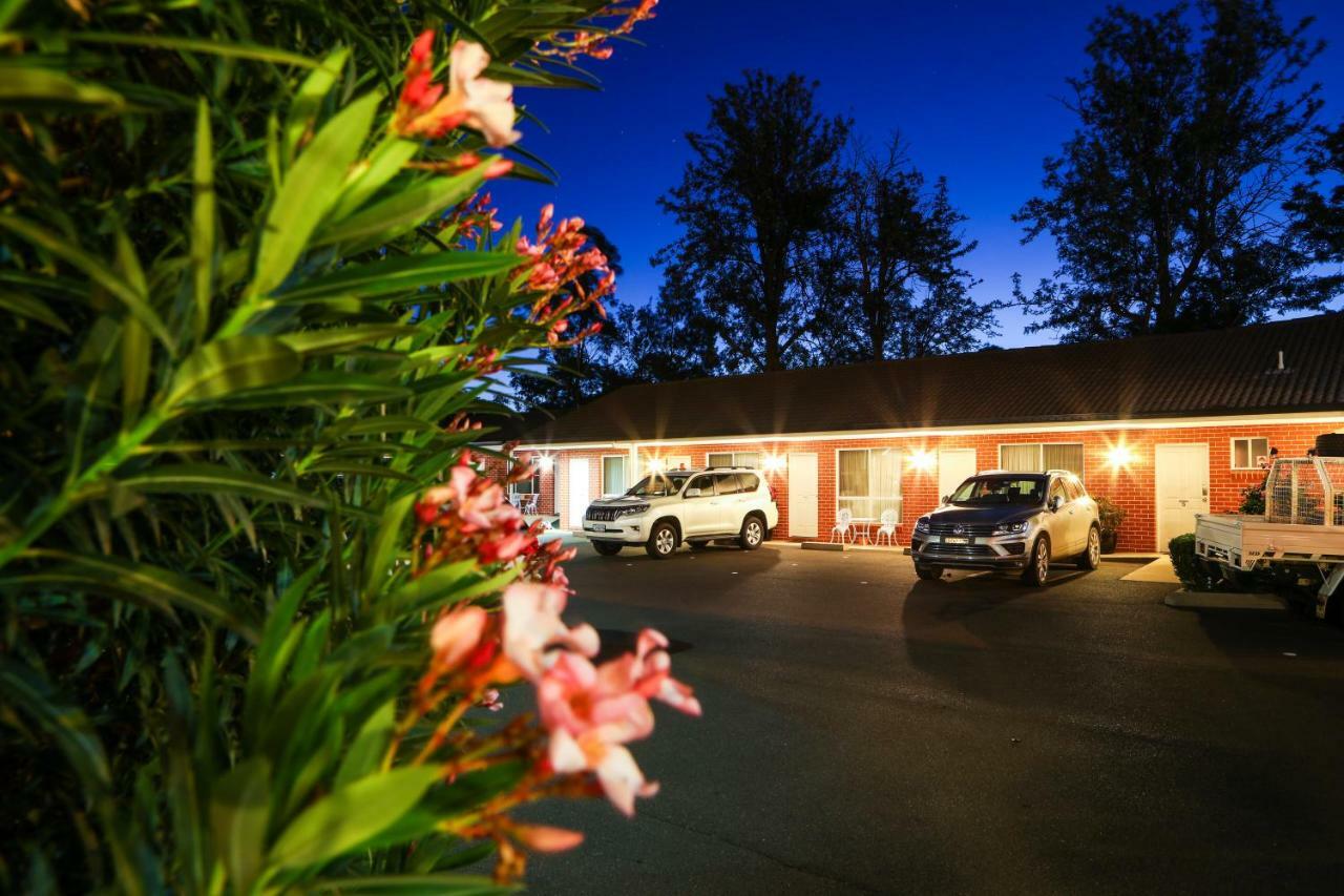 Akuna Motor Inn And Apartments Dubbo Exterior foto